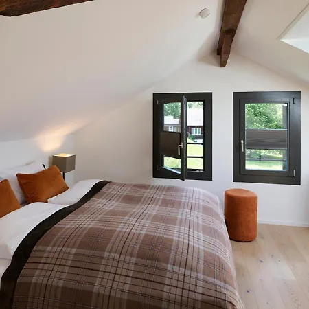 Eiger View Alpine Lodge *